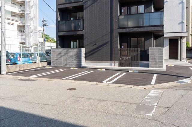 ドエル25（101） 駐車場
