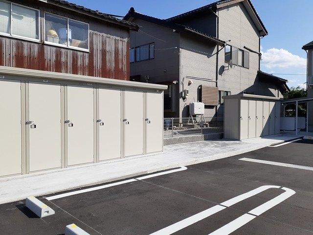 アイキューブ北代（101） 駐車場