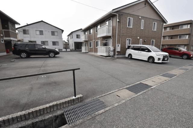 グランモア町村　A棟（202） 駐車場