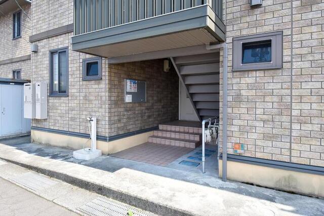 ウィルモア上飯野　A（101） エントランス