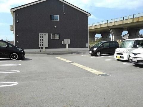 プルミエール手屋Ⅲ（201） 駐車場