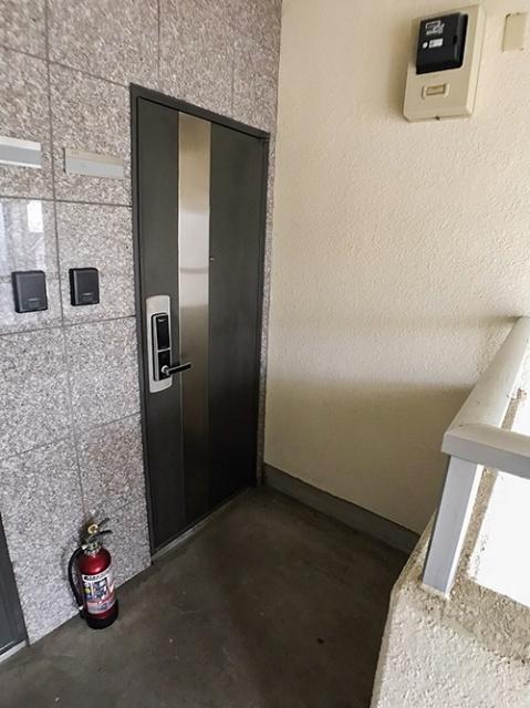 コンチネンタル堀川（302） エントランス