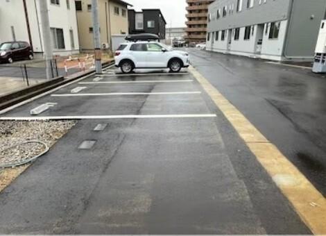 Felice　稲荷公園前（202） 駐車場