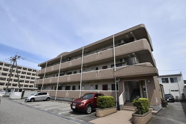 ファミーユ布瀬の賃貸物件