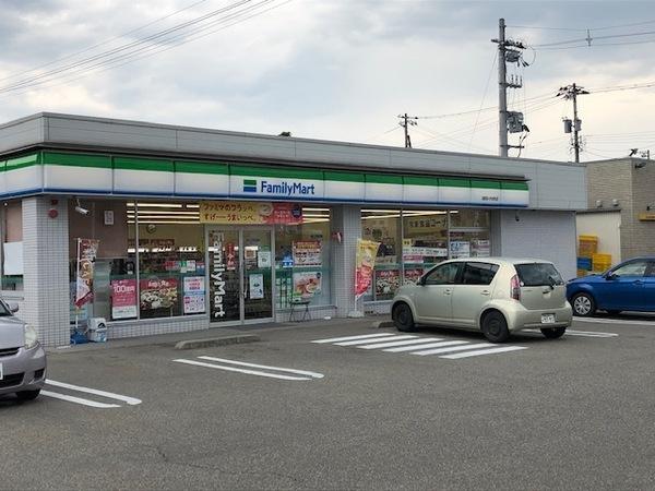 ファミリーマート高岡みずほ町店