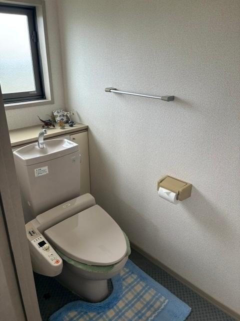 富山市栗山中古戸建 トイレ