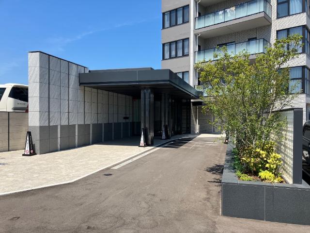 レーベン富山環水公園 TERRACE　FORT エントランス