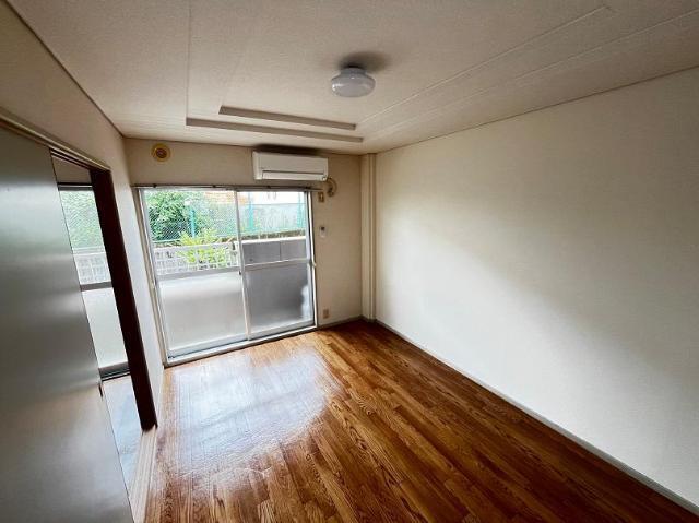 コートプレイス　Ｅａｓｔ　Ｗｅｓｔ 室内