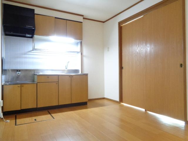 ジュネス石原　Ｂ（102） 室内