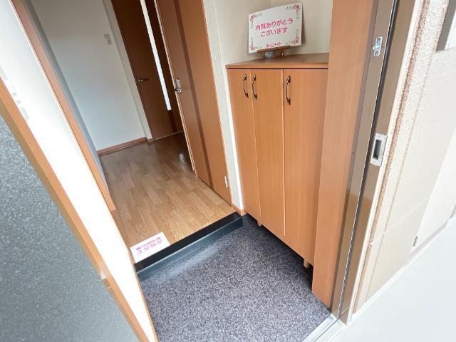 シャルマン　カトレア 玄関