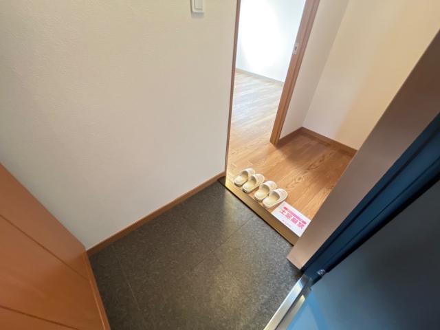 グランブルー２番館 玄関