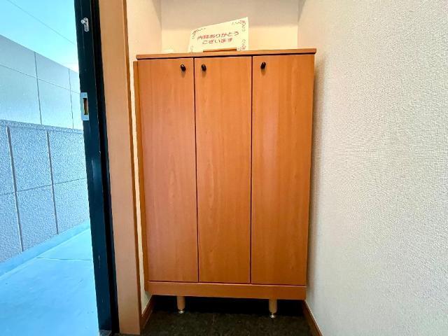 グランブルー２番館 玄関