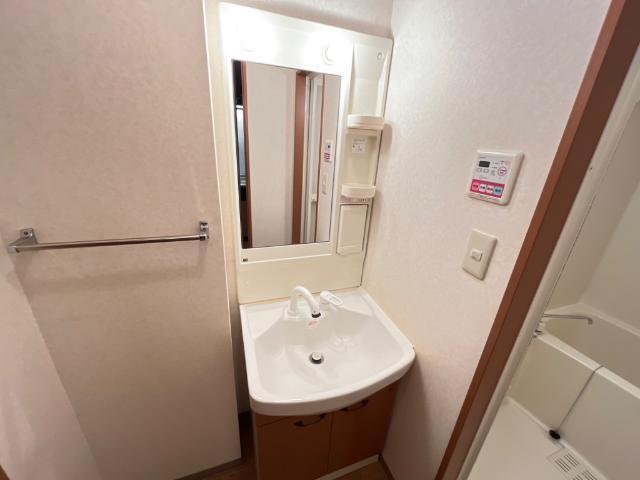 エヴァー　グリーン（ＥＶＥＲ ＧＲＥＥＮ） 部屋画像