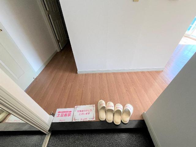ミロワール・Ｍ 玄関