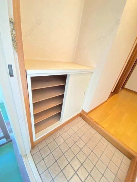 可児市川合マンション 玄関