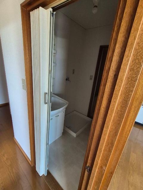 可児市川合マンション 洗面
