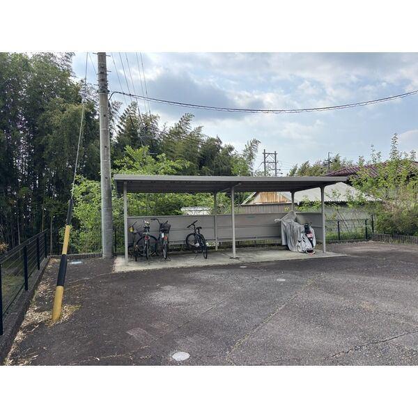 インペリアル伏見（105） 駐車場