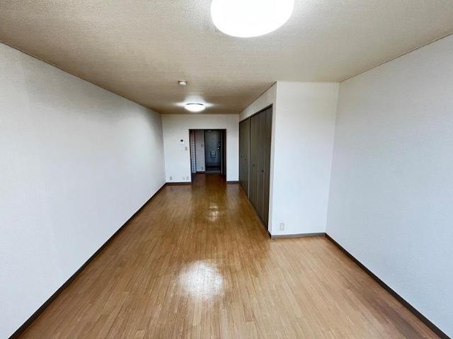 タウンロイヤル 部屋画像