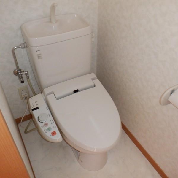可児市下恵土アパート トイレ