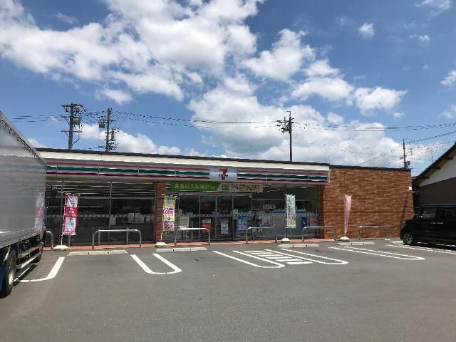 セブンイレブン美濃加茂市役所前店：386m