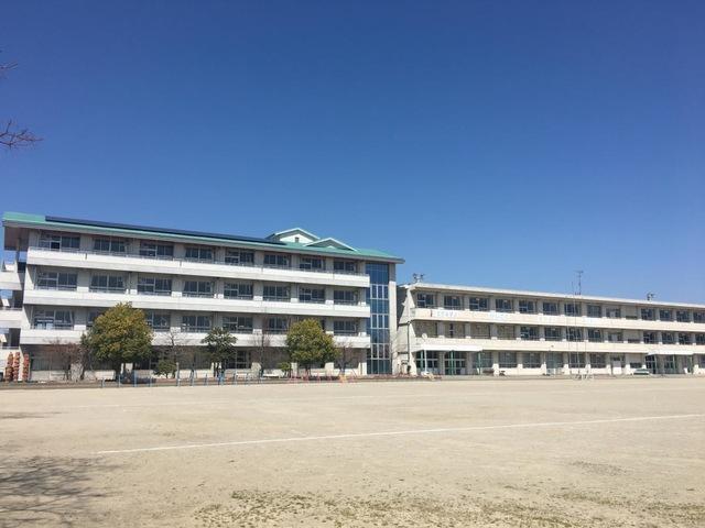 ファミリーマート美濃加茂清水店：329m