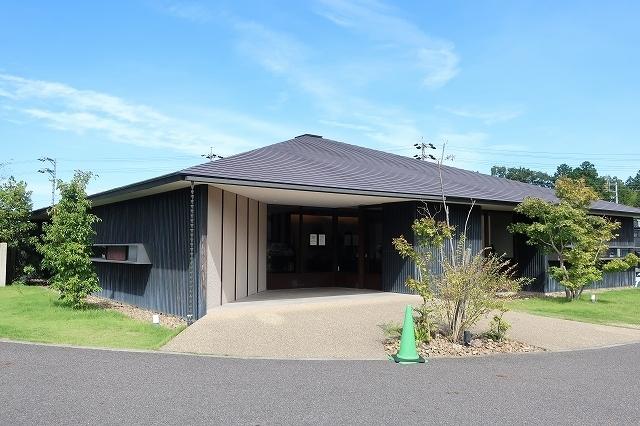 東屋珈琲：300m