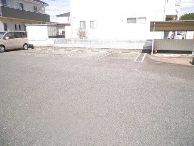 D-garden神崎　A（201） 駐車場