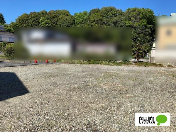 更地の状態です
