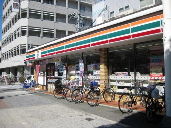 セブンイレブン大阪三軒家東5丁目店：155m