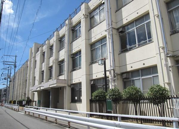 大阪市立泉尾東小学校：314m