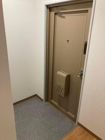 チトセマンション 玄関