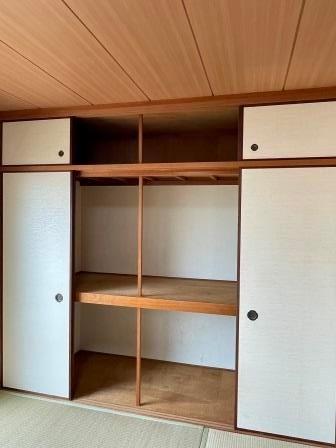 玄ビル 収納