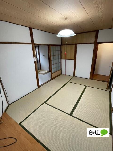大阪市大正区小林西一戸建 リビング