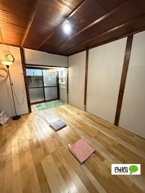 ペディハウス南恩加島 リビング