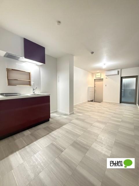 Nesta Residence 大正（101） リビング