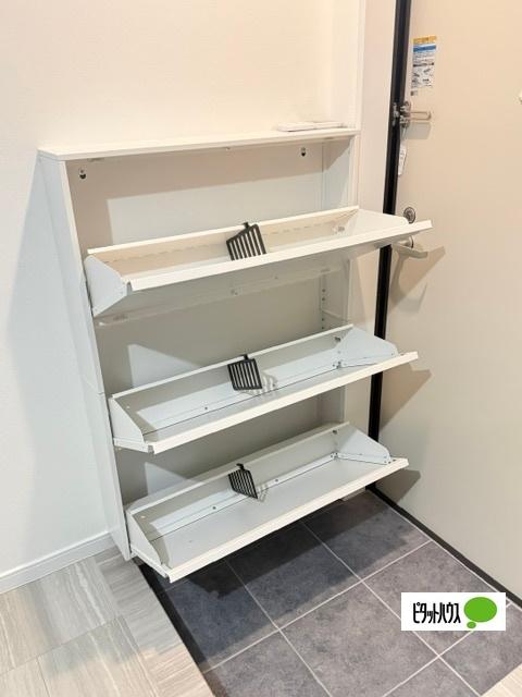 Nesta Residence 大正（101） 収納