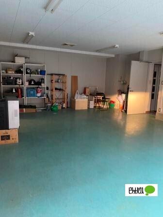 泉尾1丁目貸家 駐車場