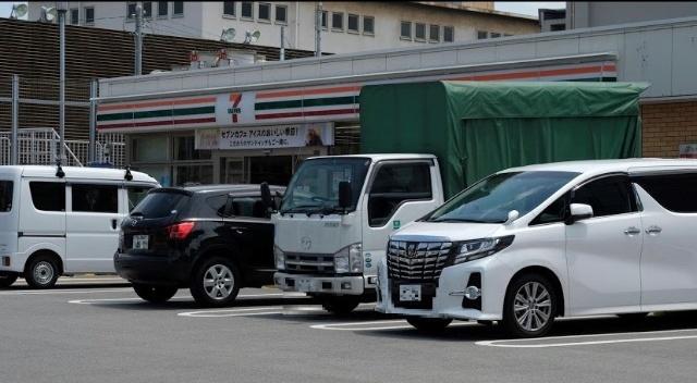 セブンイレブン大阪南恩加島4丁目店：364m