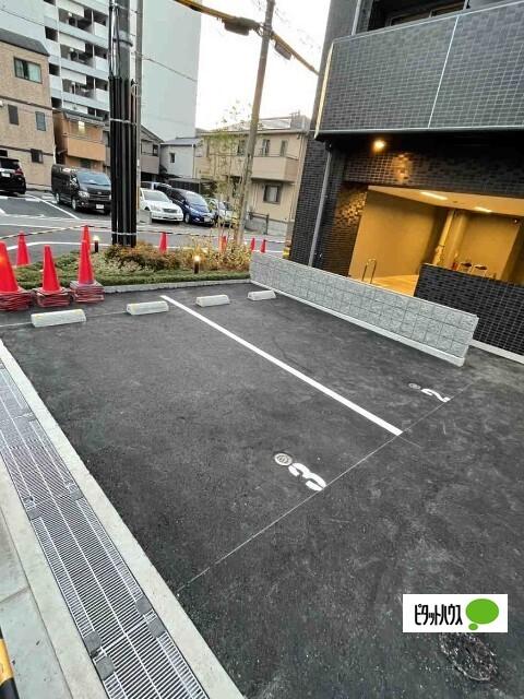 グランカリテ大正ドマーニ（804） 駐車場
