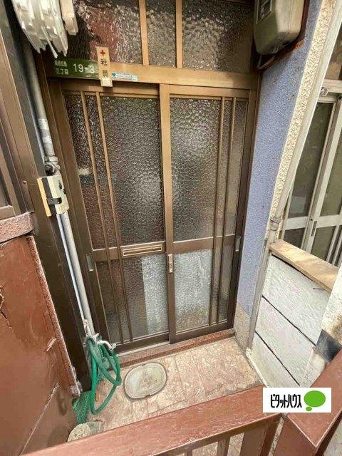南恩加島3丁目テラスハウス エントランス