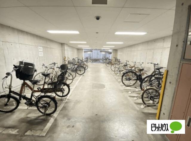 CITY SPIRE桜川Ⅱ（407） 駐車場