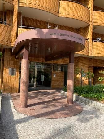 朝日プラザヴェルデュール大正三軒家 エントランス