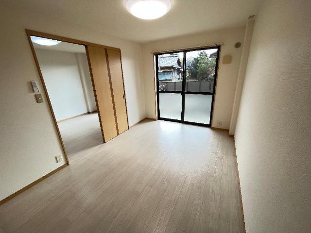 サンフォーレみのう弐番館 室内