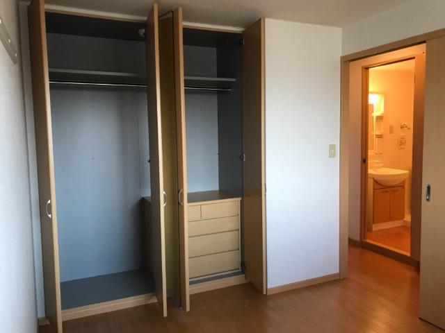 サンフォーレみのう弐番館 収納