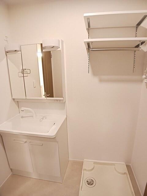 グランツ向屋敷　Ⅱ（104） 洗面