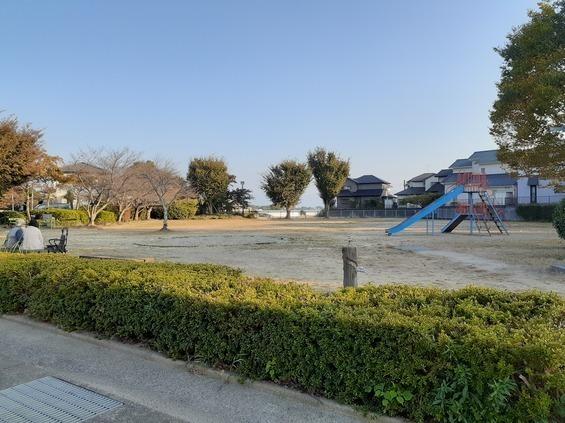 横隈児童公園：410m
