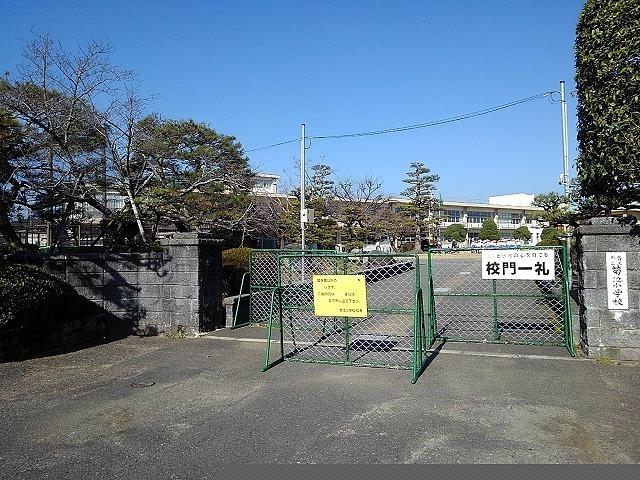 大刀洗町立菊池小学校：991m