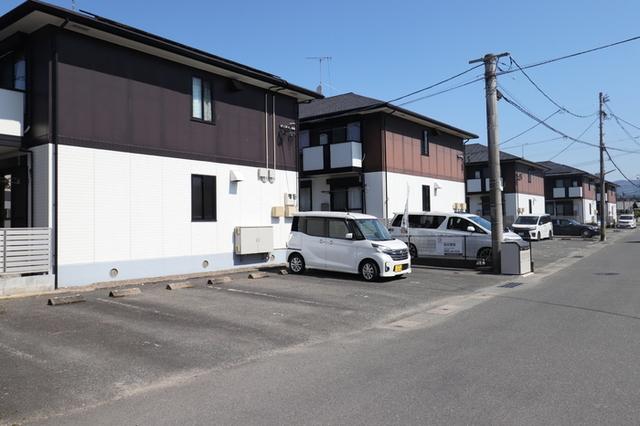 メゾンパークスⅡ（101） 駐車場