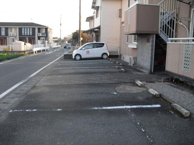 セジュールＡ・七夕（202） 駐車場
