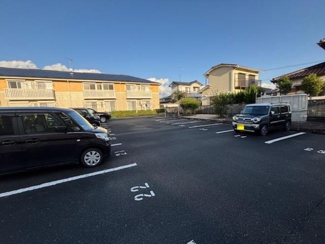 ボヌール和　A棟（103） 駐車場